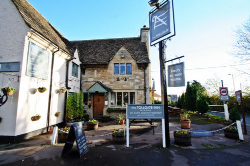 The Tollgate Inn Bradford-On-Avon Kültér fotó